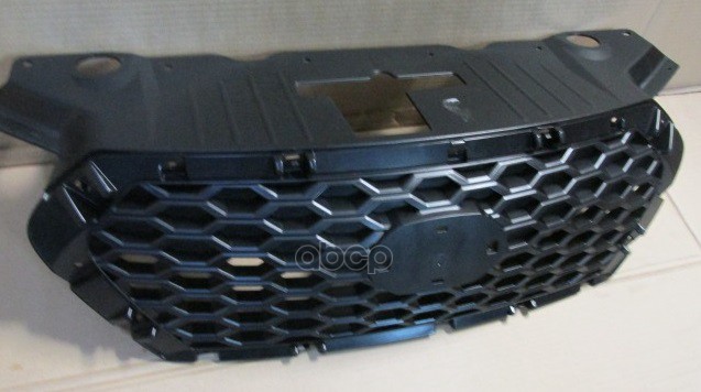 Решетка радиатора верхняя DATSUN арт. 623005PA0B