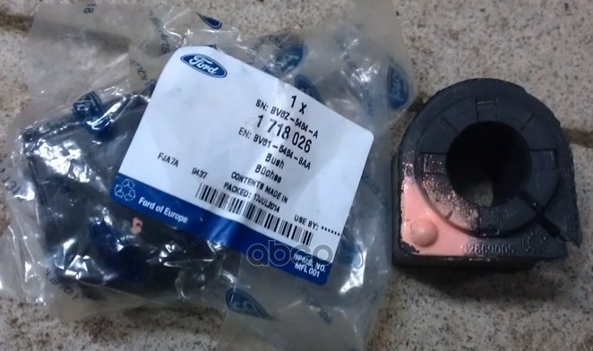 Втулка стабилизатора переднего FORD 1 718 026 FORD арт. 1 718 026