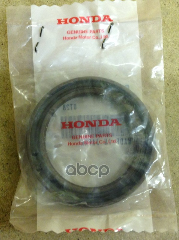 САЛЬНИК КОЛЕНВАЛА ПЕРЕДНИЙ HONDA арт. 91212RNAA01