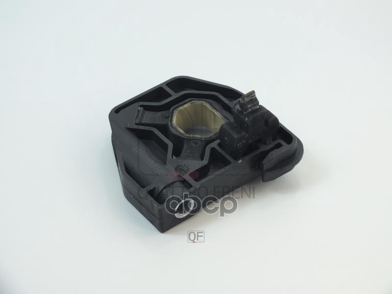 Кронштейн радиатора rh QUATTRO FRENI арт. qf03g00017