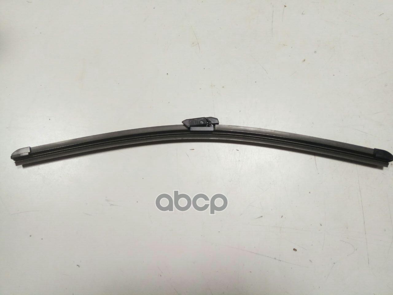 Щетка стеклоочистителя 450 мм бескаркасная 1 шт RENAULT 2889 006 10R RENAULT арт. 2889 006 10R