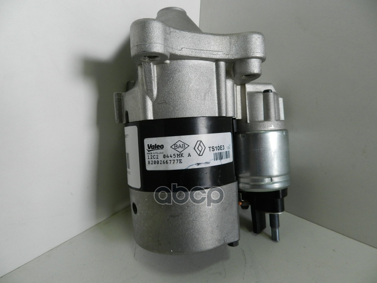 Стартер RENAULT арт. 8200266777