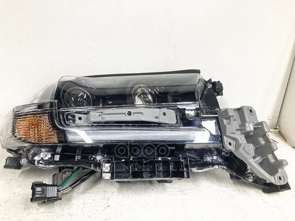 Фара TOYOTA LAND CRUISER 200 15-21 RH LED EXECUTIVE BLACK/WHITE (уценка на 10%) Sat арт. D10-ST-212-11BDR-LD-M2-U001