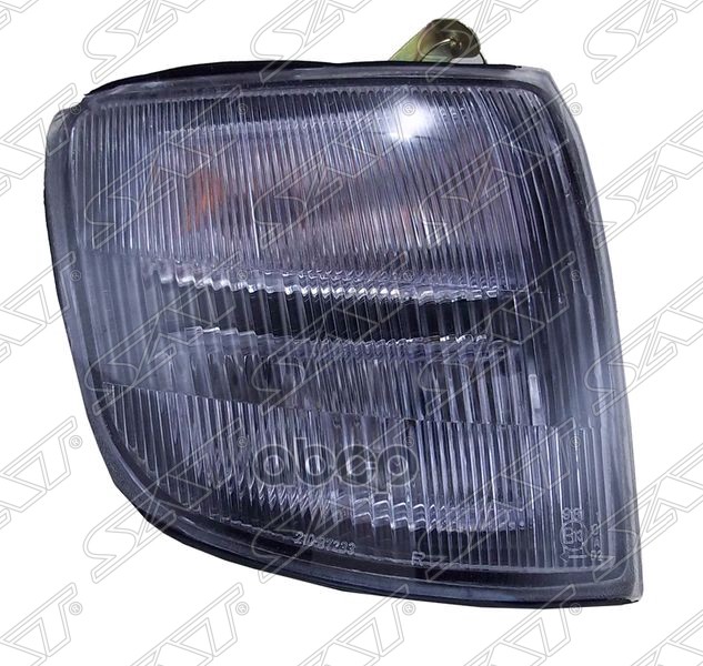 Габарит Mitsubishi Pajero 97-00 (Справа) Sat арт. ST-214-1556R