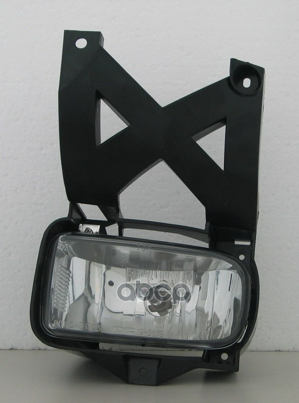 Фара Противотуманная Правая Ford Escape 2001-2004 TYC арт. 19-5677-00-1a