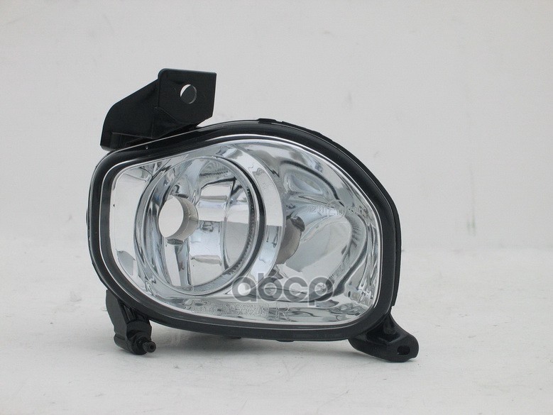 Фара Противотуманная Правая Toyota Avensis 2003-2006 TYC арт. 19-a479-01-2b