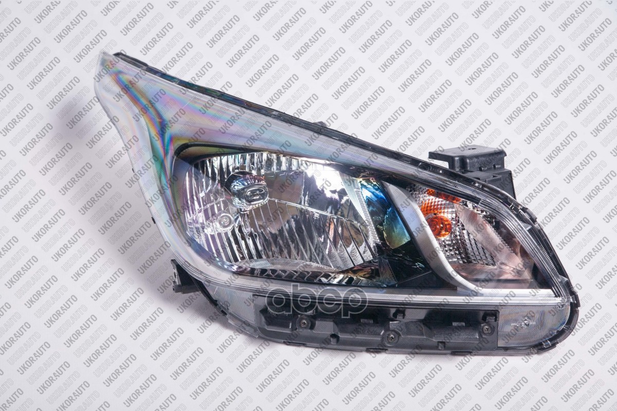 Фара Правая Ukor Auto арт. U0521032R