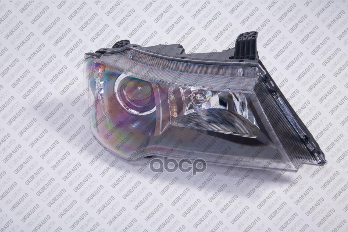 Фара Правая Ukor Auto арт. U0521047R