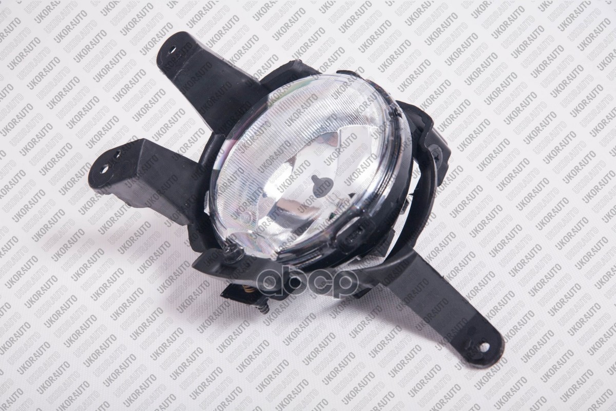 Фара Противотуманная, Правая Ukor Auto арт. U0522002R