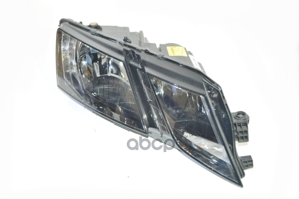 Фара Правая Skoda: Octavia (A7) (2013>) 2018- VAG арт. 5E1941016C