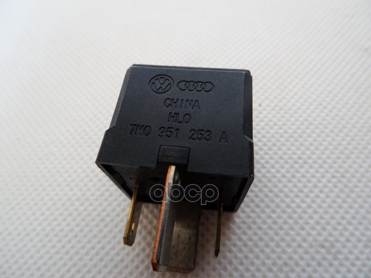 РЕЛЕ/RELAIS 7M0951253A VAG арт. 7M0951253A