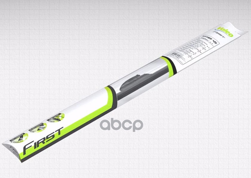 Щетка стеклоочистителя бескаркасная First 530мм Valeo арт. 575796